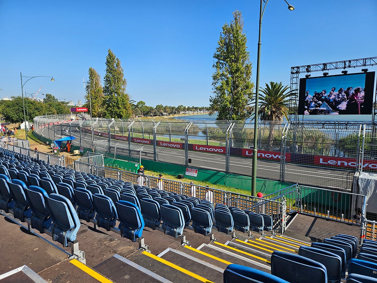 button grandstand view left