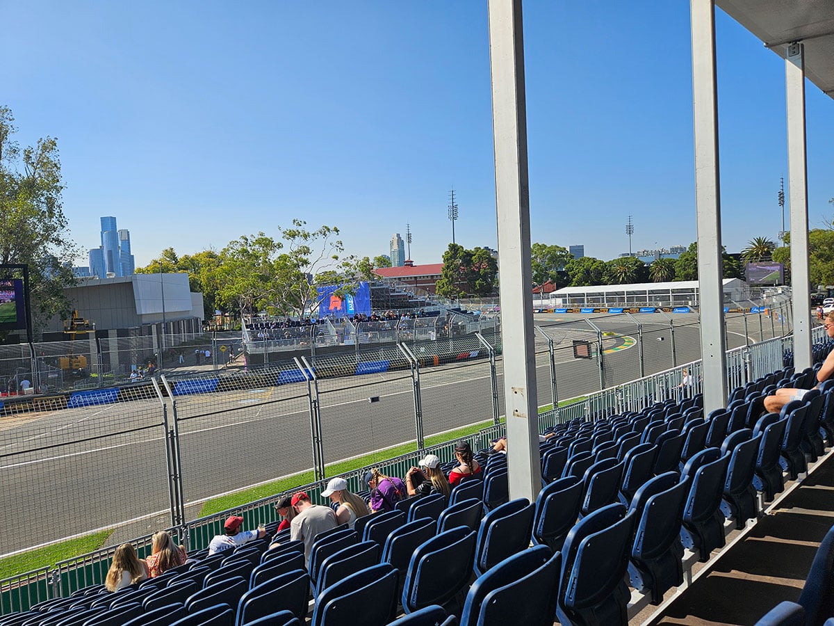 ricciardo grandstand view turn 4