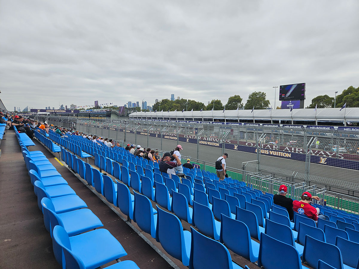 senna grandstand view left